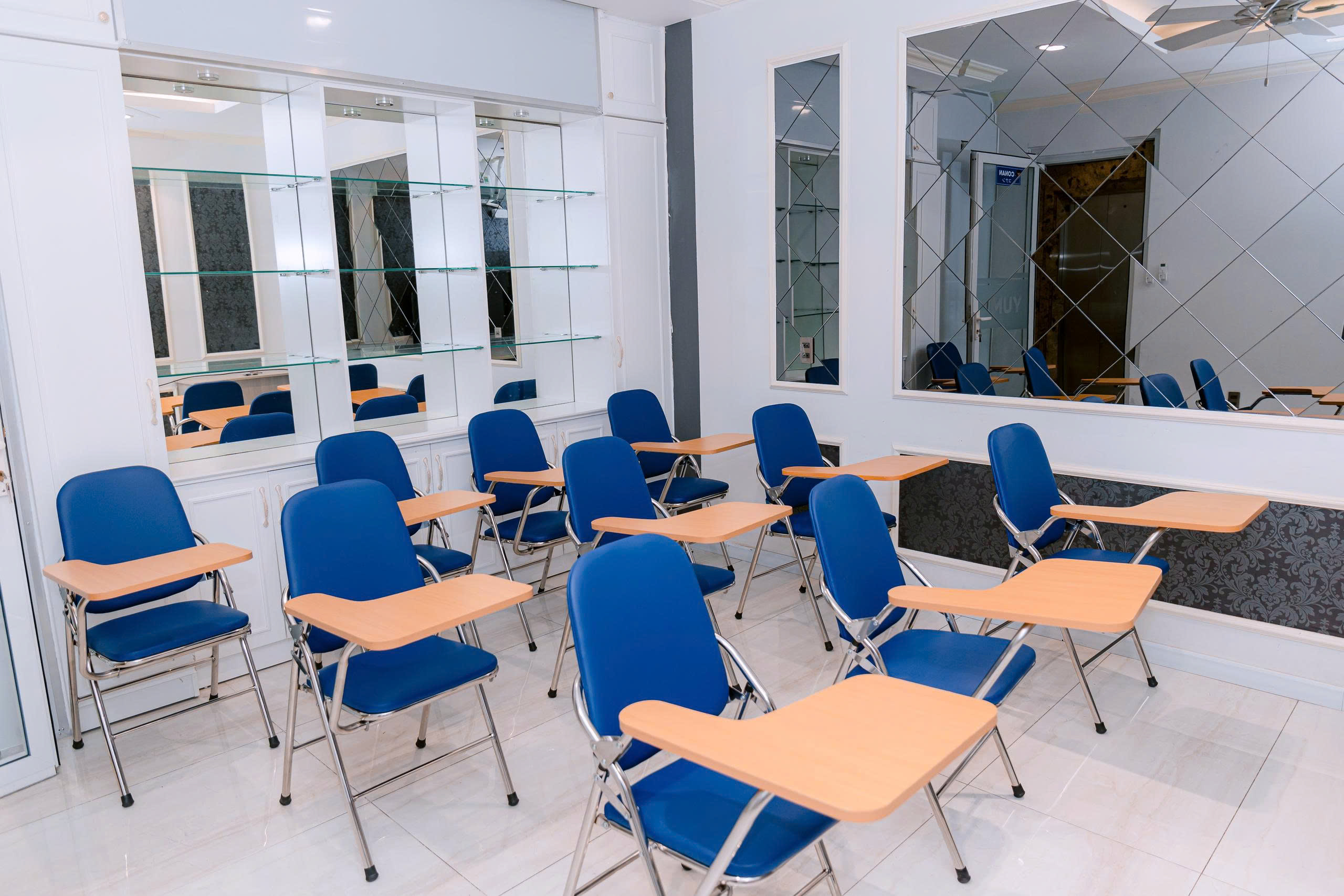 Môi trường học hiện đại